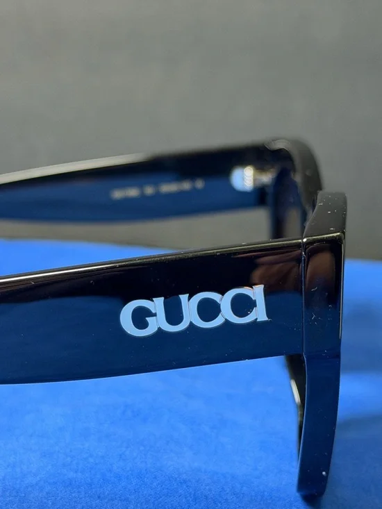 NEW Authentic Gucci Black and Grey Oversized Sunglasses GG1789S - Picture 9 of 10